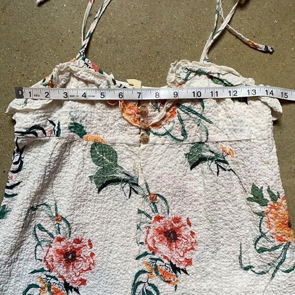Urban Outfitters Lightweight Floral Romper w/Ties on Shoulders (Size: XS) - Picture 11 of 16
